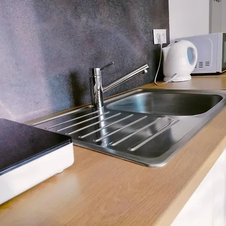 Dimael Hostel&apartments Aparthotel Pressburg