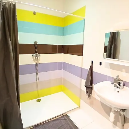 Dimael Hostel&apartments