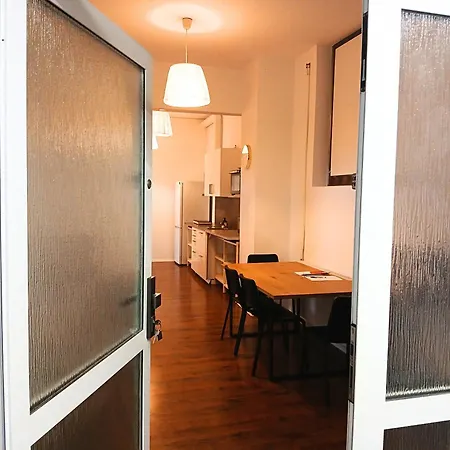 Aparthotel Dimael Hostel&apartments Pressburg