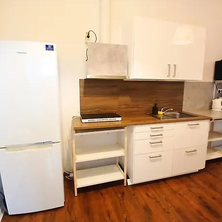 Dimael Hostel&apartments Pressburg