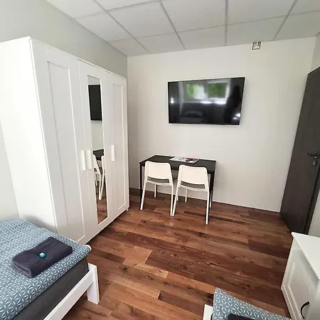 Dimael Hostel&apartments Aparthotel Pressburg