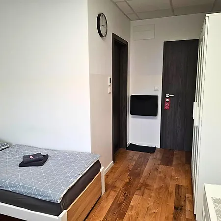 Dimael & Aparthotel 3*
