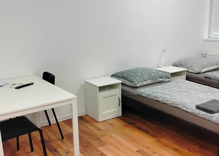 Dimael & Hotel apartamentowy 3*