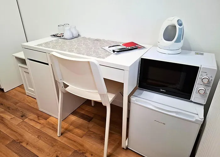 Apart Otel Dimael & Bratislava