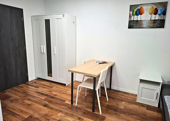 Hotel apartamentowy Dimael & 3*