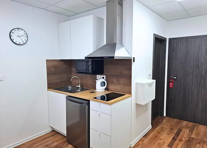 Dimael & Apart Otel Bratislava